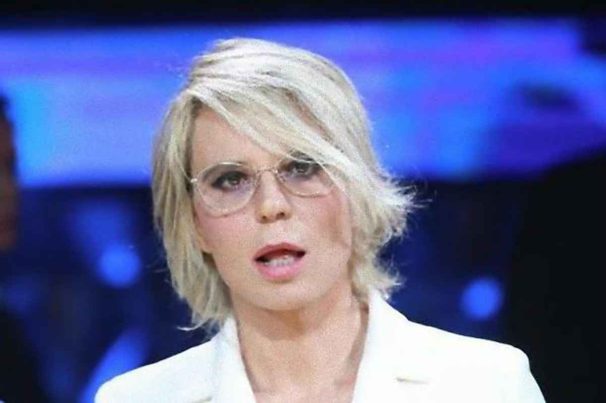 Amici, proposta di Maria ad un allievo 1