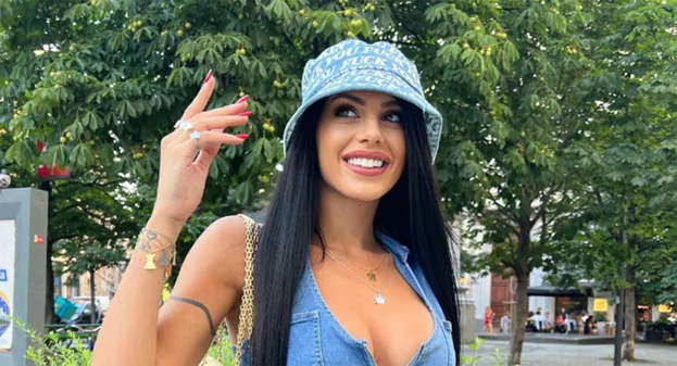 Antonella Fiordelisi la sua reazione al video di Fabrizio Corona 1
