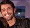 Raffaello Tonon si stacca il parrucchino in diretta a Mattino 4 3