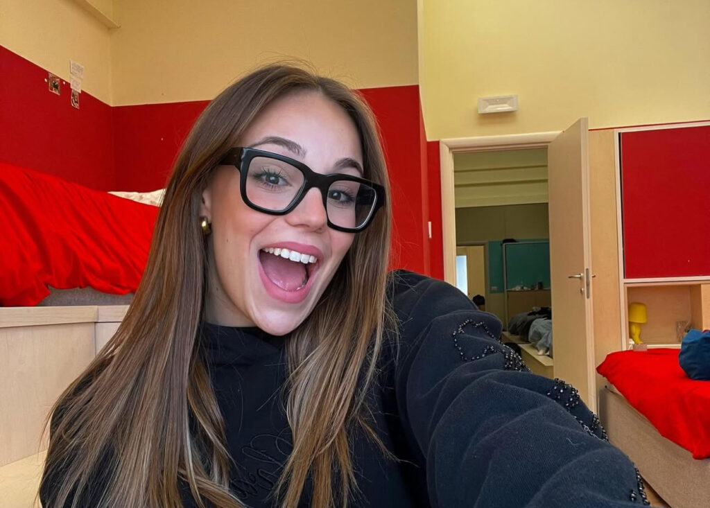 Amici, Alessia e Luke beccati a litigare 1