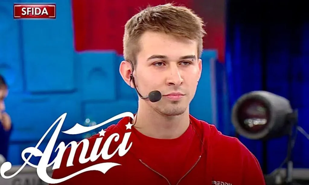 Amici, ex allievo scrive una canzone contro il programma 2