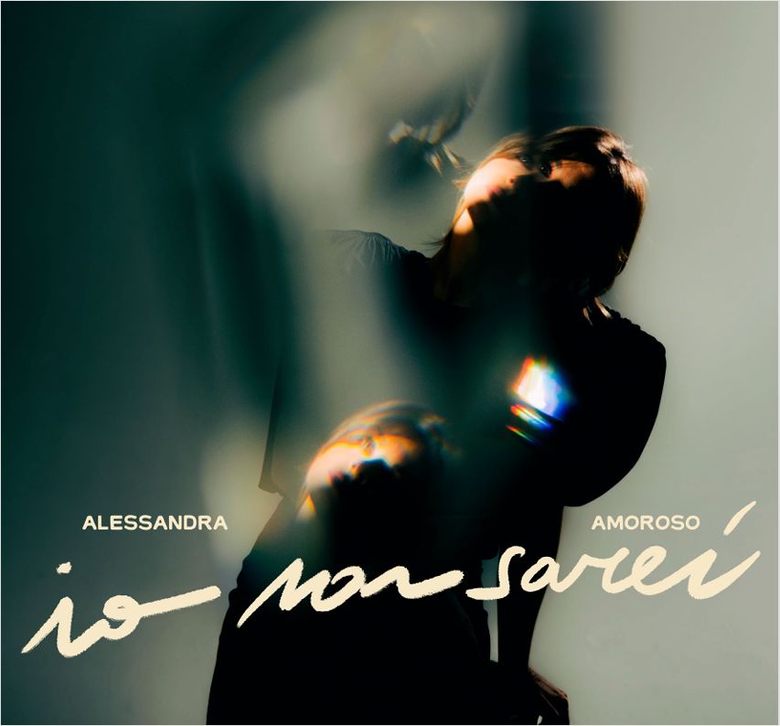 Alessandra Amoroso in concerto e la dedica al padre di sua figlia 2