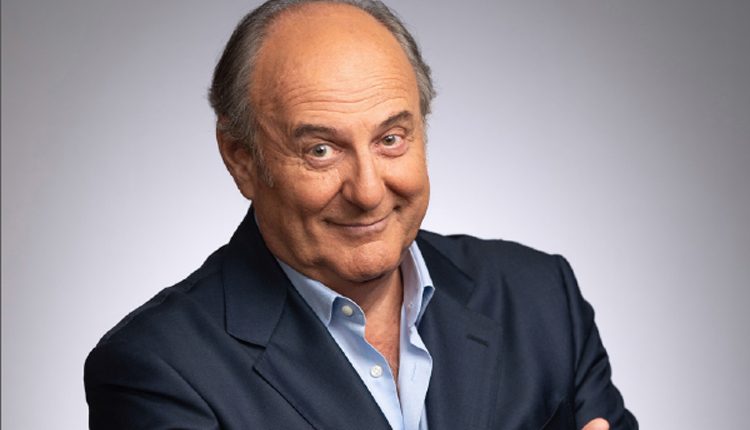Gerry Scotti lascia Caduta Libera, ecco chi lo condurrà 1