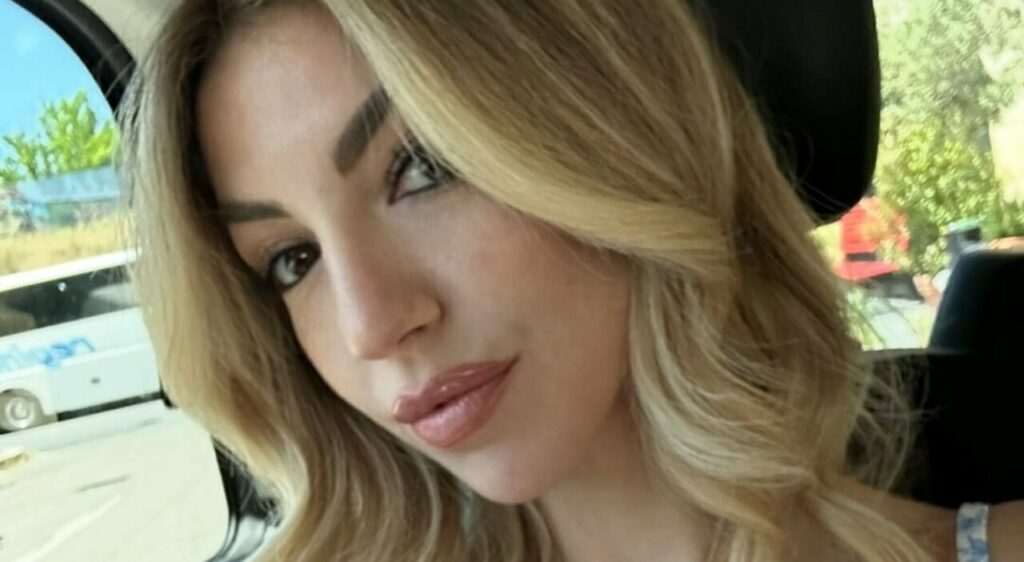 Temptation Island, Lucia ci prova con Rosario 1