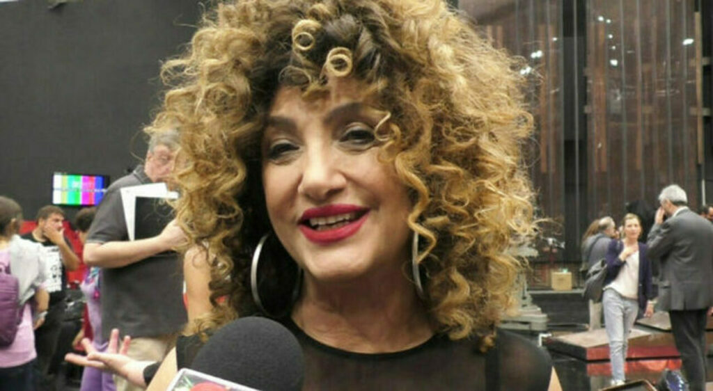 Marcella Bella parla male di Barbara D’Ursoa non si accorge che è alle sue spalle 1