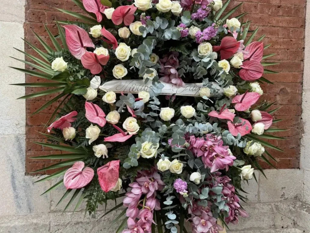 Funerali Ornella Vanoni, il gesto di Maria De Filippi e Pier Silvio Berlusconi 3