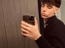 Amici, le frasi shock di Riccardo sott un post di una nota ragazza 1