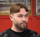 Artem lancia un bastone di ferro ad un auto 8