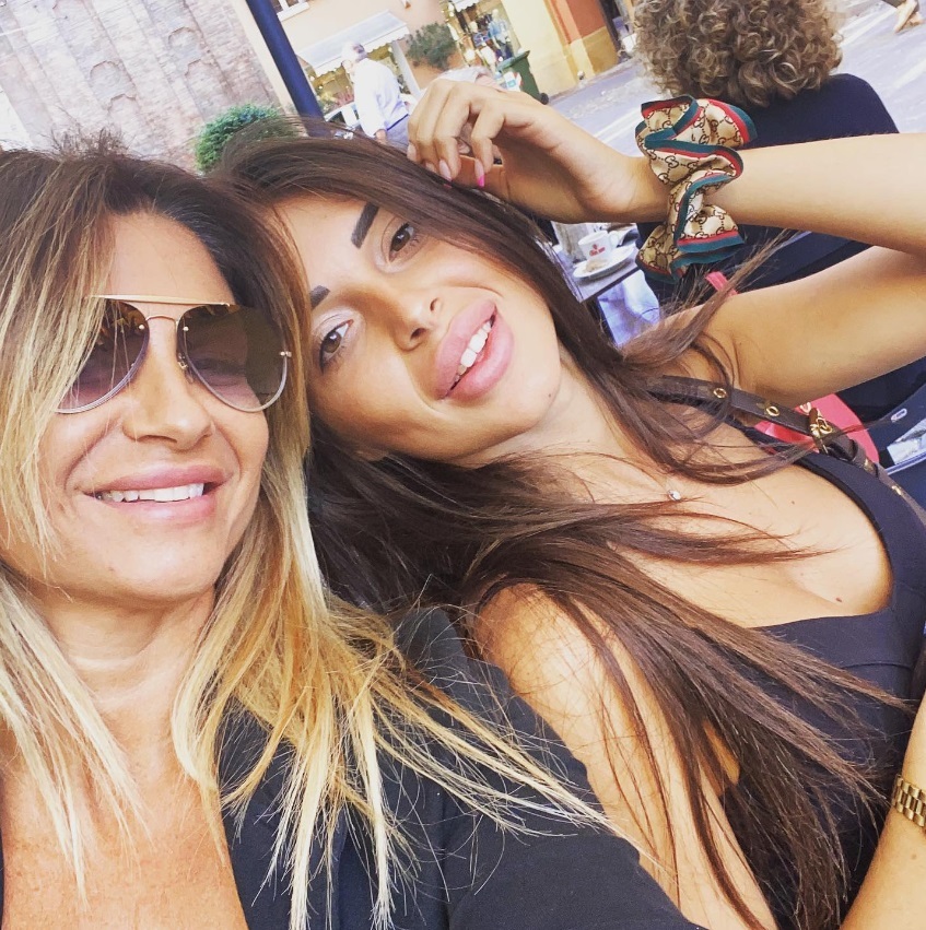 La frase shock della madre di Greta che fa scoppiare la polemica 1