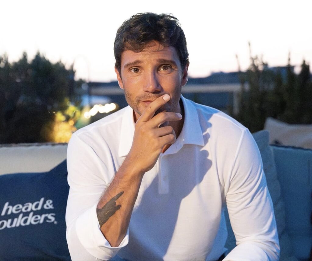 Funerali Enrico De Martino, la prime parole di Stefano 1