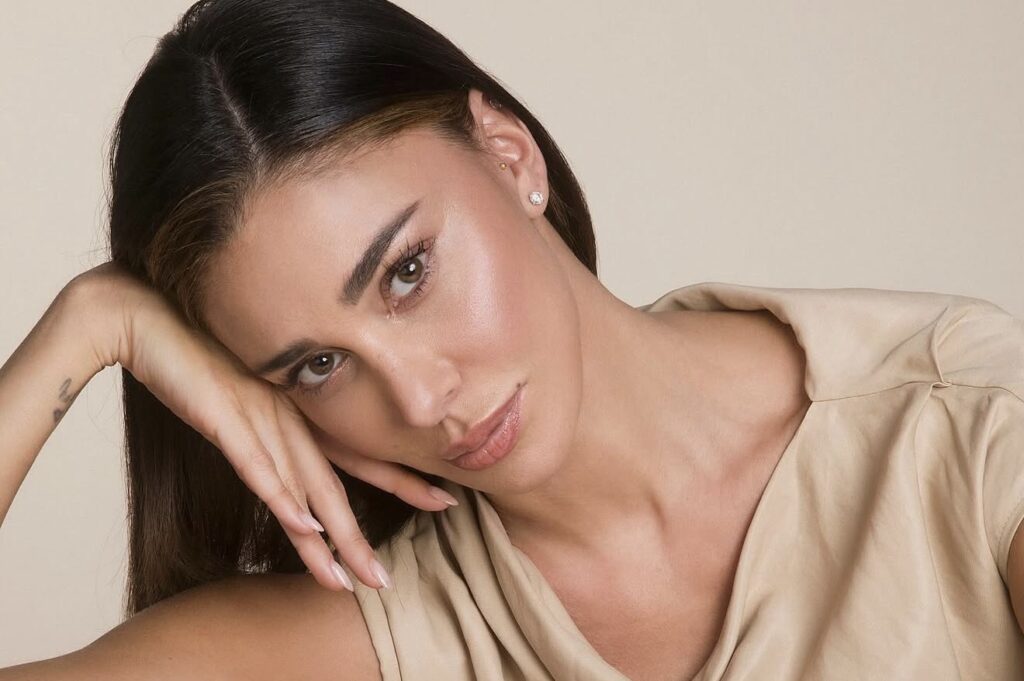 Belen e le parole su Maria De Filippi 1