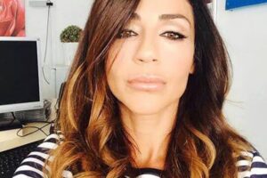 Uomini e donne, Raffaella e il gesto contro Martina 2