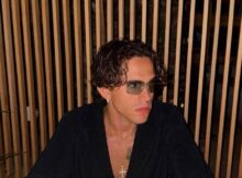 Sanremo 2026, Aka Seven fidanzato con una famosa ex corteggiatrice di Uomini e donne 7