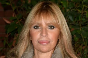 GFVIP, Alessandra, Adriana e Antonella si mettono d’accordo di nascosto 2