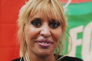 GFVIP, Alessandra Mussolini in lacrime 3