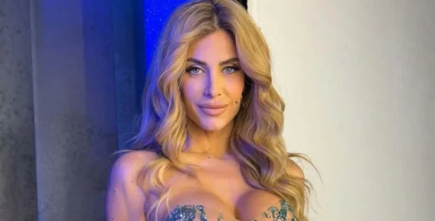 Paola Caruso in un altro reality bacia un ragazzo 1