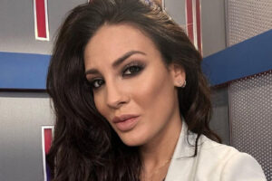 GFVIP, Francesca Manzini dice che non si può parlare della candeggina 2