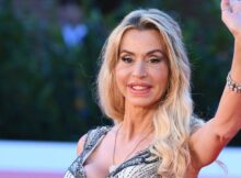 GFVIP, Valeria Marini porta l’acqua santa nella casa 7