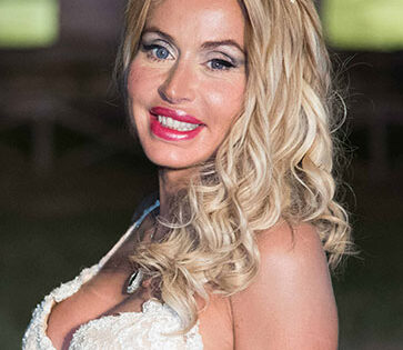 GFVIP, Valeria Marini vomita e da la colpa alla mela 1