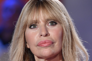 GFVIP, lite di notte tra Alessandra e Raimondo 2