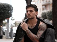 Uomini e donne, Ernesto beccato in discoteca con una ragazza 8