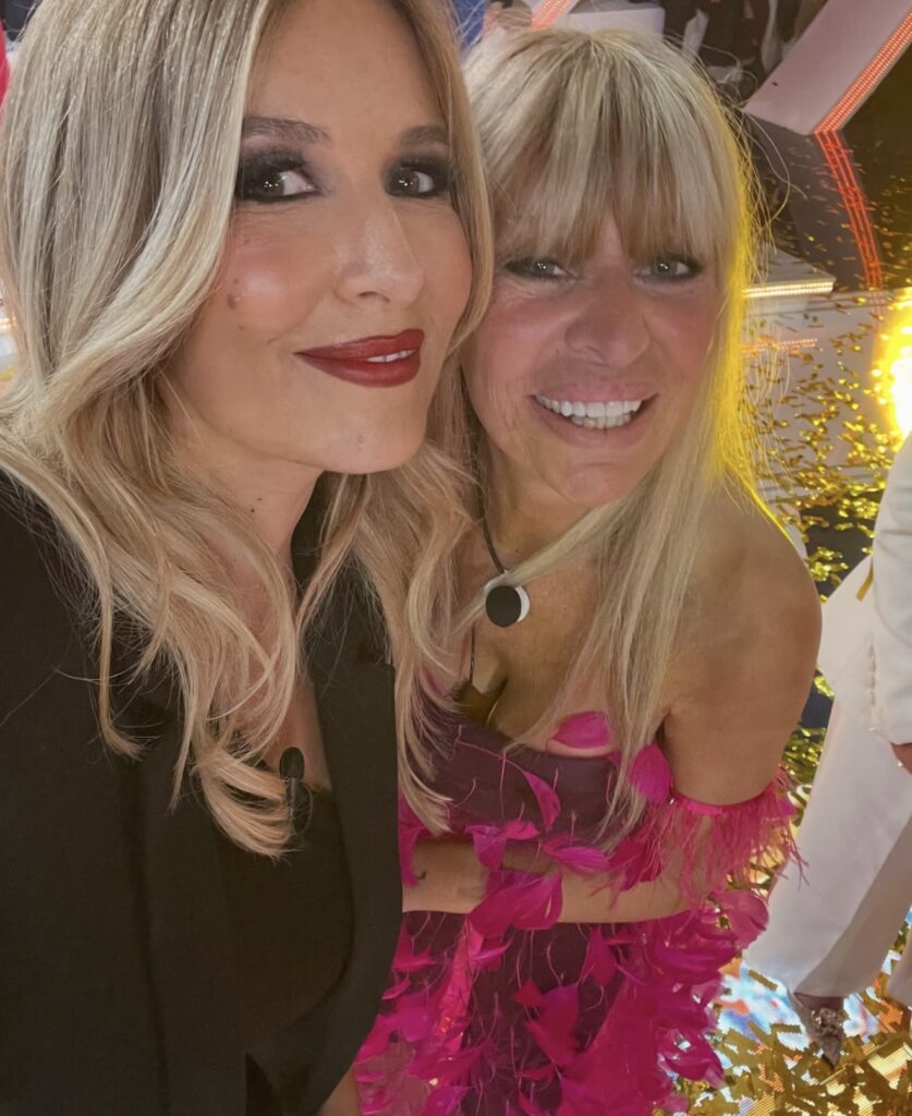 GFVIP, Selvaggia e le parole nelle orecchie di Alessandra 1