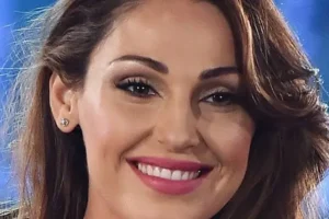 Anna Tatangelo e le immagini del battesimo della piccola Beatrice 2