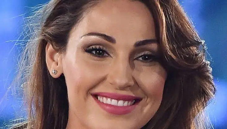 Anna Tatangelo e le immagini del battesimo della piccola Beatrice 1