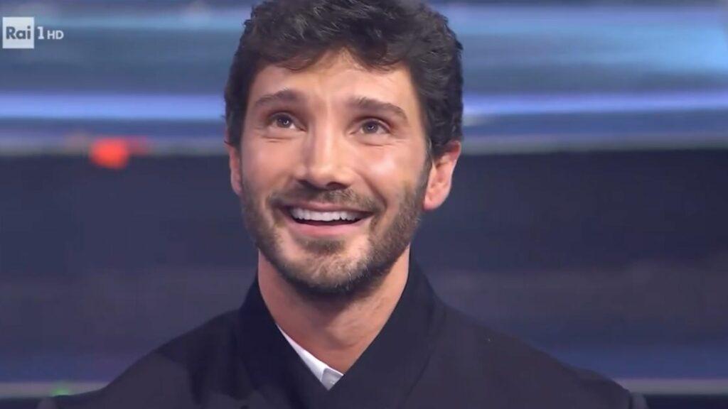 Sanremo 2027, Stefano De Martino ha già scelto la prima co conduttrice 1