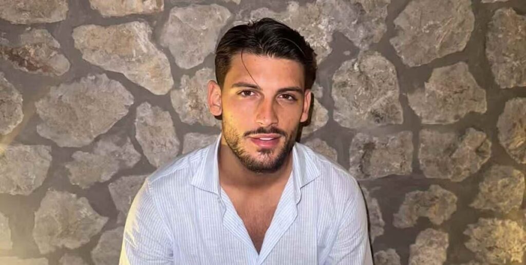 Uomini e donne, la zia di Gianmarco contro Ciro 1