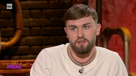 Artem, l’attore di Mare fuori, condannato 1