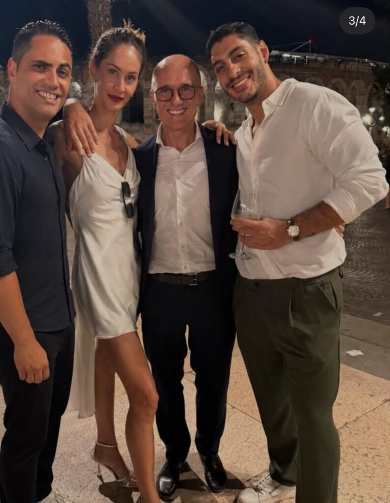 Alfonso Signorini torna in pubblico 3