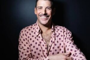 Francesco Gabbani, malore durante il concerto a Letojanni 2