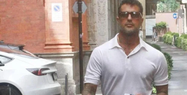 Belen Rodriguez contro Fabrizio Corona, l’argentina agisce per vie legali 1