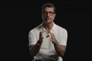 Fabrizio Corona aggredito a colpi di catena 2