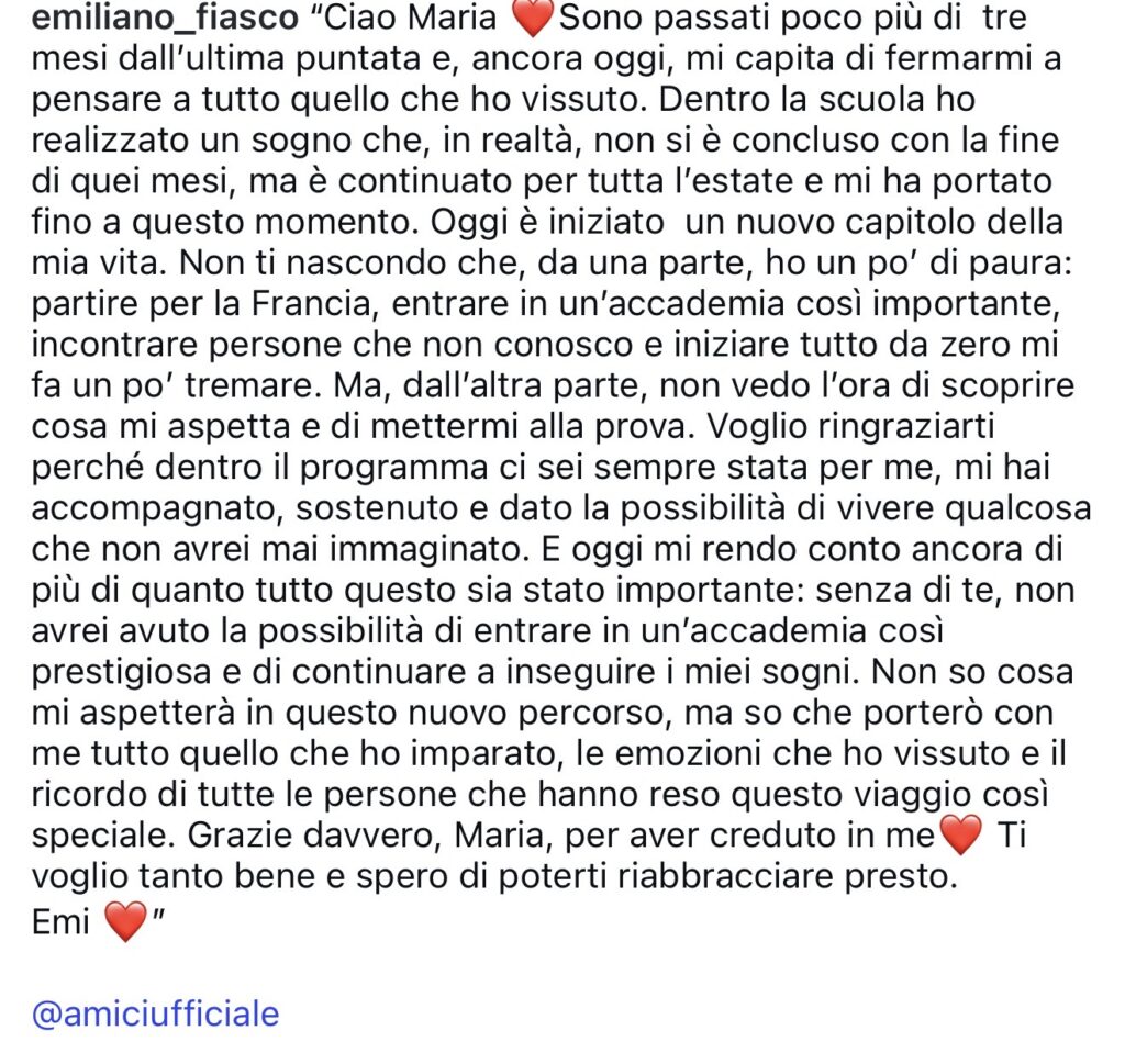 Amici, le bellissime parole di Emiliano per Maria De Filippi che risponde sui social 2