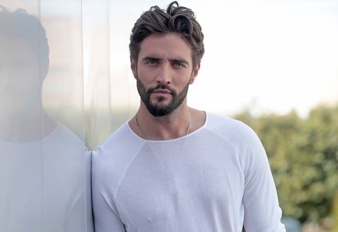 GFVIP, Alex Belli show, lascia la casa 1
